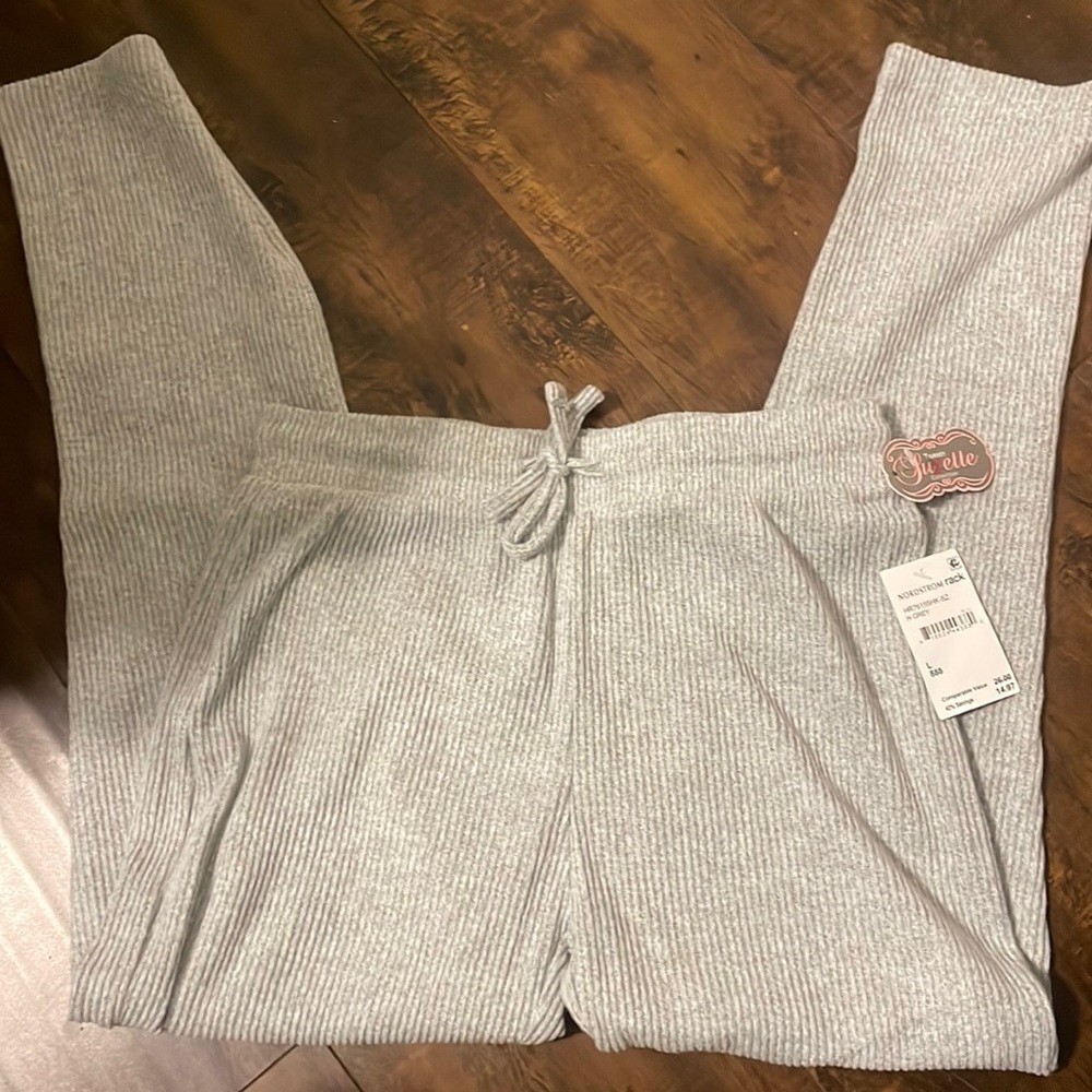 NWT tween Suzette light grey jogger